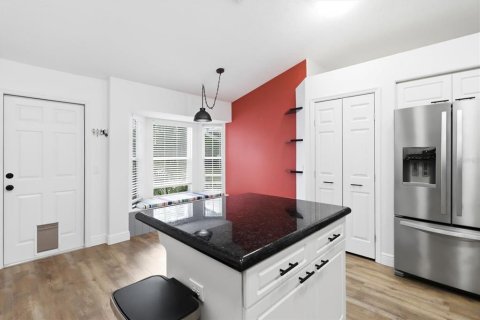 Villa ou maison à louer à Beverly Hills, Floride: 3 chambres, 149.29 m2 № 2386476 - photo 10