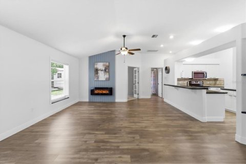 Villa ou maison à louer à Beverly Hills, Floride: 3 chambres, 149.29 m2 № 2386476 - photo 15