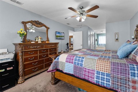 Casa en venta en Winter Haven, Florida, 3 dormitorios, 189.06 m2 № 1911274 - foto 17