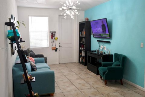 Casa en venta en Homestead, Florida, 4 dormitorios, 178 m2 № 1857207 - foto 4
