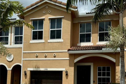 Casa en venta en Homestead, Florida, 4 dormitorios, 178 m2 № 1857207 - foto 2