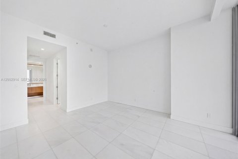 Copropriété à vendre à Miami, Floride: 4 chambres, 255.67 m2 № 2066427 - photo 29