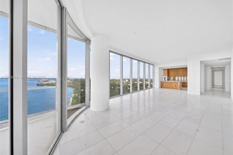 Copropriété à vendre à Miami, Floride: 4 chambres, 255.67 m2 № 2066427 - photo 7