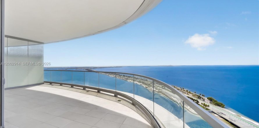 Condo à Miami, Floride, 4 chambres  № 2066427