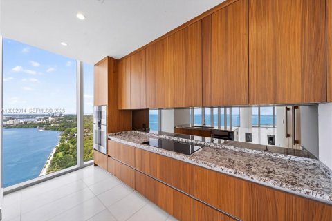 Copropriété à vendre à Miami, Floride: 4 chambres, 255.67 m2 № 2066427 - photo 28
