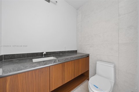 Copropriété à vendre à Miami, Floride: 4 chambres, 255.67 m2 № 2066427 - photo 15