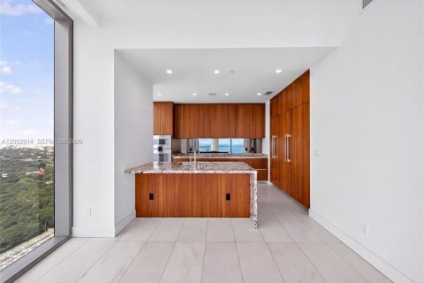 Copropriété à vendre à Miami, Floride: 4 chambres, 255.67 m2 № 2066427 - photo 12