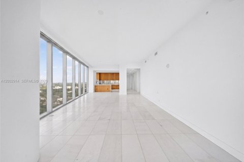 Copropriété à vendre à Miami, Floride: 4 chambres, 255.67 m2 № 2066427 - photo 9