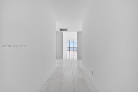 Copropriété à vendre à Miami, Floride: 4 chambres, 255.67 m2 № 2066427 - photo 23