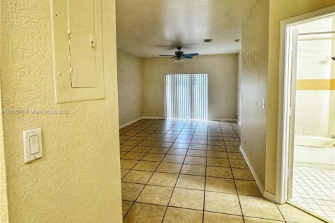 Купить кондоминиум в Санрайз, Флорида 2 спальни, 82.31м2, № 1966910 - фото 18