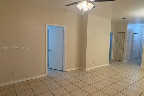 Купить кондоминиум в Санрайз, Флорида 2 спальни, 82.31м2, № 1966910 - фото 26