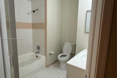 Купить кондоминиум в Санрайз, Флорида 2 спальни, 82.31м2, № 1966910 - фото 30