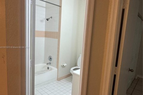 Купить кондоминиум в Санрайз, Флорида 2 спальни, 82.31м2, № 1966910 - фото 29