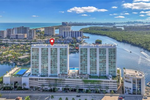 Copropriété à vendre à Sunny Isles Beach, Floride: 3 chambres, 173.26 m2 № 2082731 - photo 3