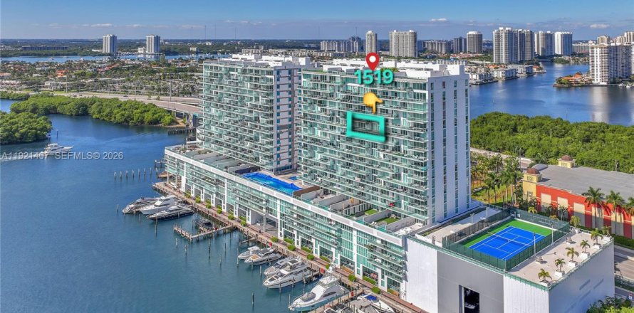 Condo à Sunny Isles Beach, Floride, 3 chambres № 2082731
