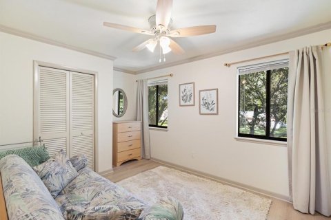 House in Safety Harbor, Florida 3 bedrooms, 225.01 sq.m. № 2430502 - photo 21