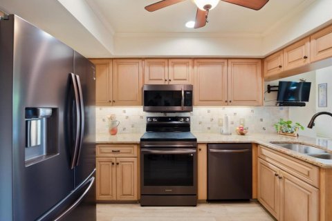 House in Safety Harbor, Florida 3 bedrooms, 225.01 sq.m. № 2430502 - photo 6