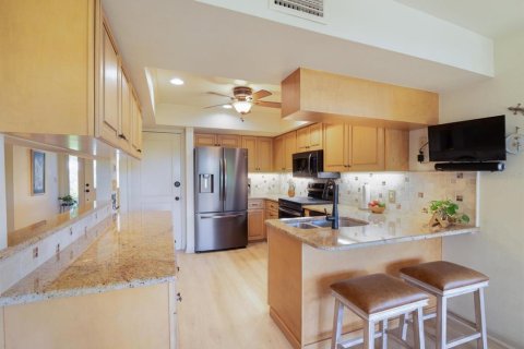House in Safety Harbor, Florida 3 bedrooms, 225.01 sq.m. № 2430502 - photo 10