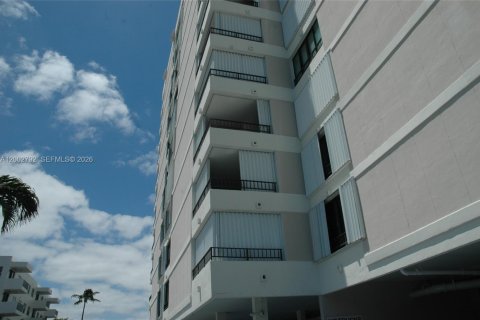 Condominio en venta en Pompano Beach, Florida, 2 dormitorios, 132.48 m2 № 2066621 - foto 22