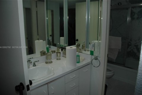 Condominio en venta en Pompano Beach, Florida, 2 dormitorios, 132.48 m2 № 2066621 - foto 9