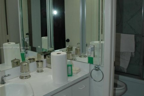 Condominio en venta en Pompano Beach, Florida, 2 dormitorios, 132.48 m2 № 2066621 - foto 10