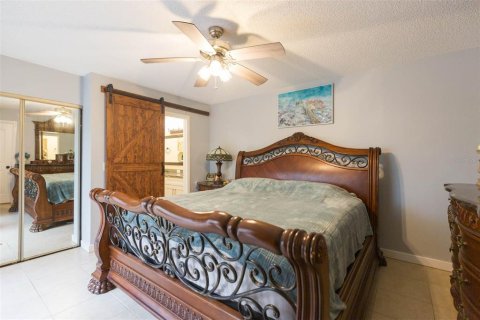 Townhouse in Palm Harbor, Florida 2 bedrooms, 124.86 sq.m. № 1534716 - photo 20