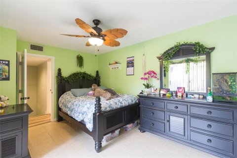 Townhouse in Palm Harbor, Florida 2 bedrooms, 124.86 sq.m. № 1534716 - photo 30