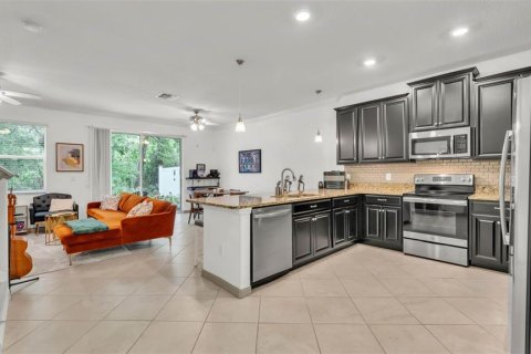 Touwnhouse à vendre à Lakeland, Floride: 2 chambres, 121.79 m2 № 1677112 - photo 6
