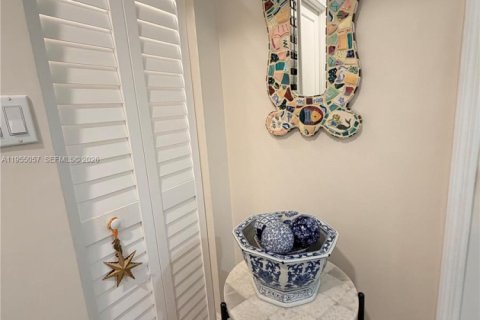 Touwnhouse à vendre à Miami, Floride: 3 chambres, 187.57 m2 № 2010660 - photo 5