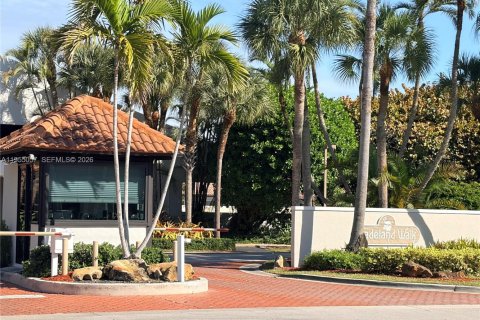 Adosado en venta en Miami, Florida, 3 dormitorios, 187.57 m2 № 2010660 - foto 30