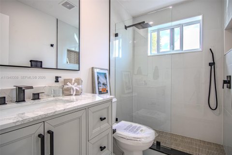 Купить виллу или дом в Окленд-Парк, Флорида 3 спальни, № 1998417 - фото 20