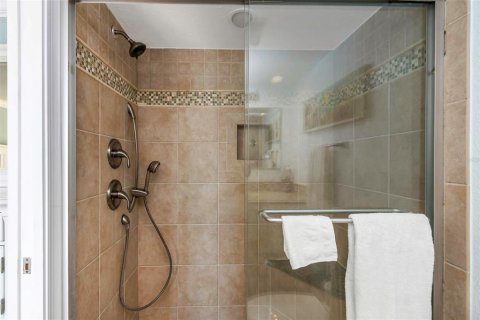 Купить кондоминиум в Индиан-Шорс, Флорида 4 комнаты, 155.15м2, № 2117942 - фото 25