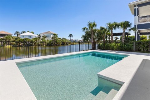 Villa ou maison à vendre à Palm Coast, Floride: 6 chambres, 325.81 m2 № 2129205 - photo 17