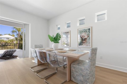 Villa ou maison à vendre à Palm Coast, Floride: 6 chambres, 325.81 m2 № 2129205 - photo 14