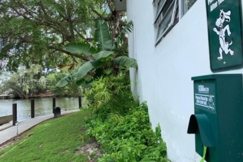 Снять в аренду кондоминиум в Норт-Майами, Флорида 1 спальня, 53.14м2, № 1928761 - фото 23