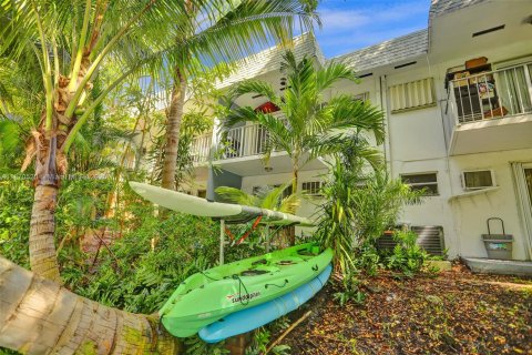 Снять в аренду кондоминиум в Норт-Майами, Флорида 1 спальня, 53.14м2, № 1928761 - фото 25