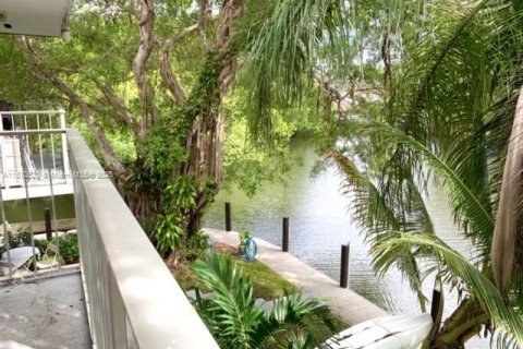 Снять в аренду кондоминиум в Норт-Майами, Флорида 1 спальня, 53.14м2, № 1928761 - фото 17