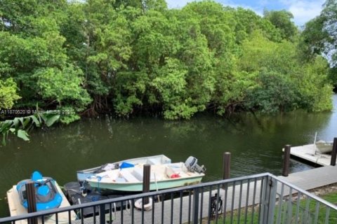 Снять в аренду кондоминиум в Норт-Майами, Флорида 1 спальня, 53.14м2, № 1928761 - фото 20