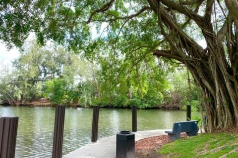 Снять в аренду кондоминиум в Норт-Майами, Флорида 1 спальня, 53.14м2, № 1928761 - фото 21