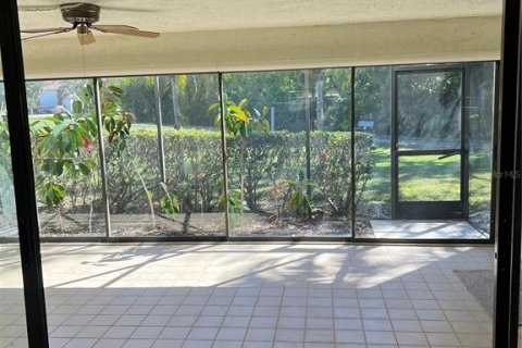 Copropriété à vendre à Bradenton, Floride: 2 chambres, 113.71 m2 № 1512429 - photo 8