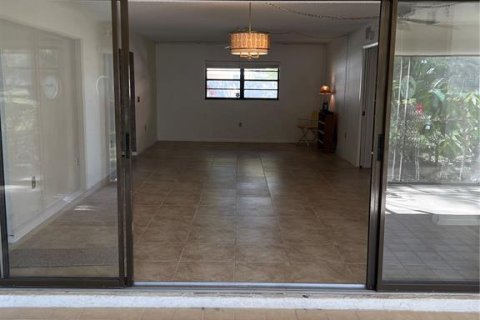 Copropriété à vendre à Bradenton, Floride: 2 chambres, 113.71 m2 № 1512429 - photo 21