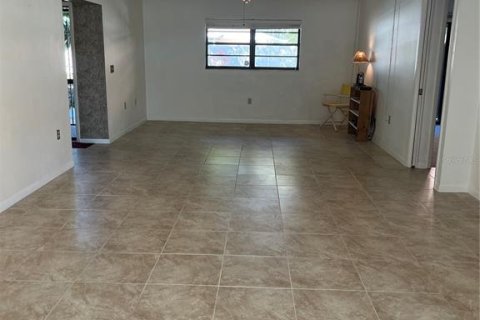 Copropriété à vendre à Bradenton, Floride: 2 chambres, 113.71 m2 № 1512429 - photo 3
