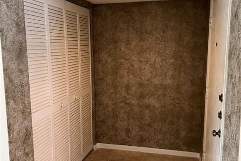 Copropriété à vendre à Bradenton, Floride: 2 chambres, 113.71 m2 № 1512429 - photo 2