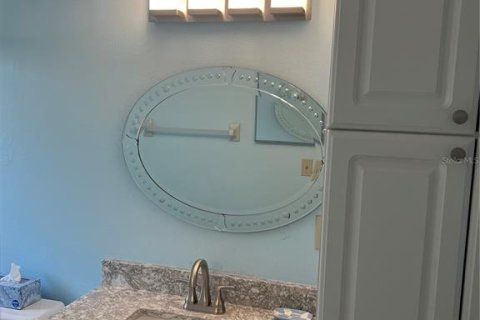 Copropriété à vendre à Bradenton, Floride: 2 chambres, 113.71 m2 № 1512429 - photo 15