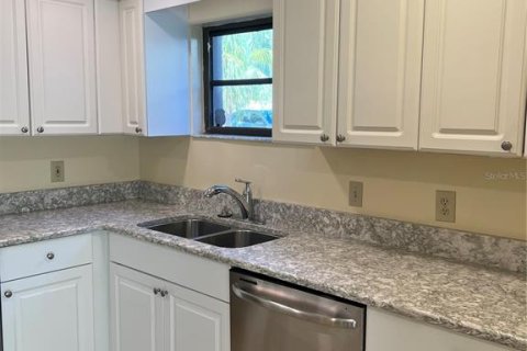 Copropriété à vendre à Bradenton, Floride: 2 chambres, 113.71 m2 № 1512429 - photo 6