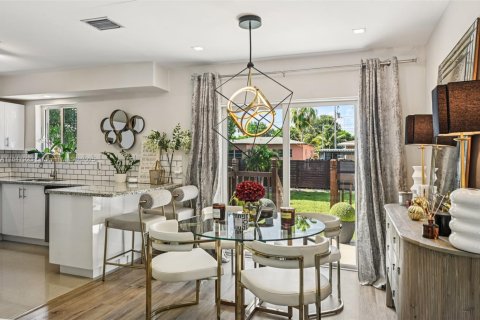 Casa en venta en Miami, Florida, 3 dormitorios, 100.06 m2 № 1849335 - foto 10