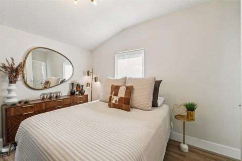 Casa en venta en Miami, Florida, 3 dormitorios, 100.06 m2 № 1849335 - foto 15