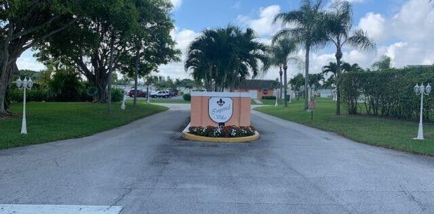 Townhouse in Delray Beach, Florida 2 bedrooms, 74.32 sq.m. № 2176750