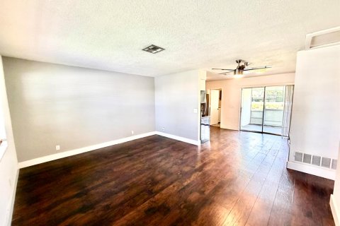 Townhouse in Delray Beach, Florida 2 bedrooms, 74.32 sq.m. № 2176750 - photo 4
