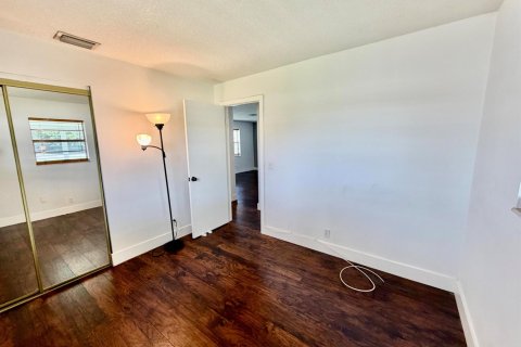 Townhouse in Delray Beach, Florida 2 bedrooms, 74.32 sq.m. № 2176750 - photo 9